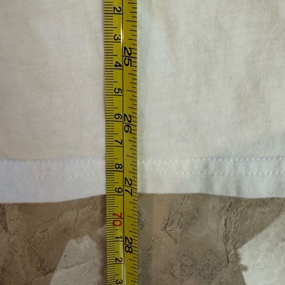 Salt Life V-Neck Tshirt XL - Picture 6 of 6